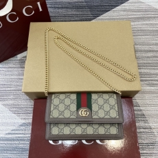 Gucci Wallets & Purse